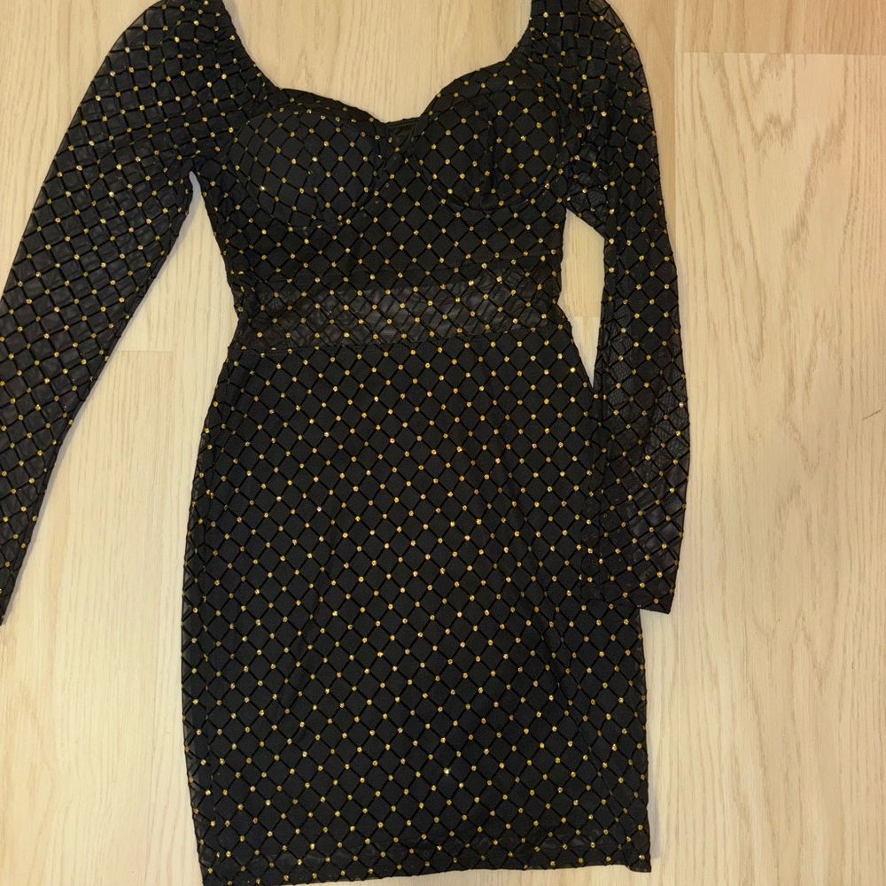 Black and Gold Long Sleeve Dress